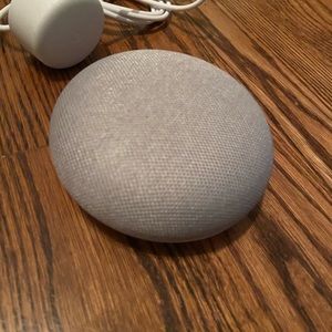 Google Home Mini